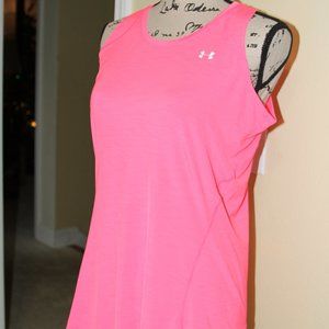 Underarmour women's heat gear fitted athletic top